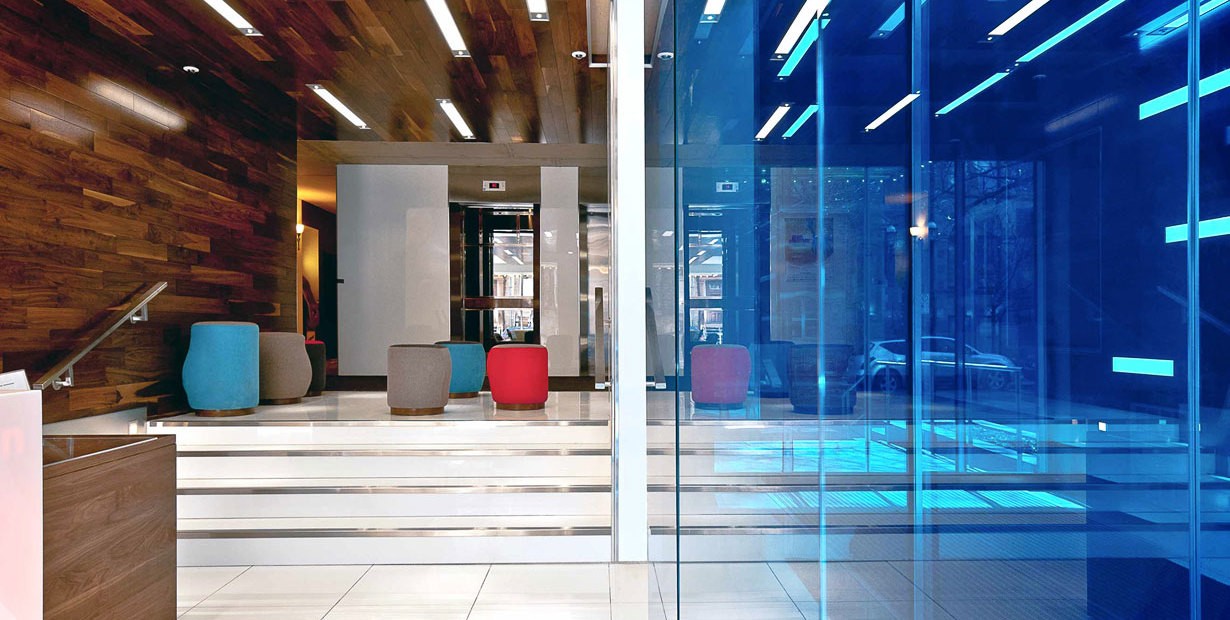 Hôtel Appartements Trylon par Jean de Lessard