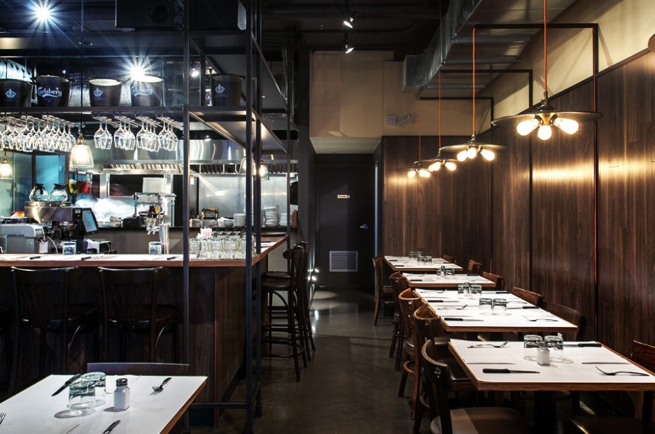 Chez Carl pizza par Jean de Lessard